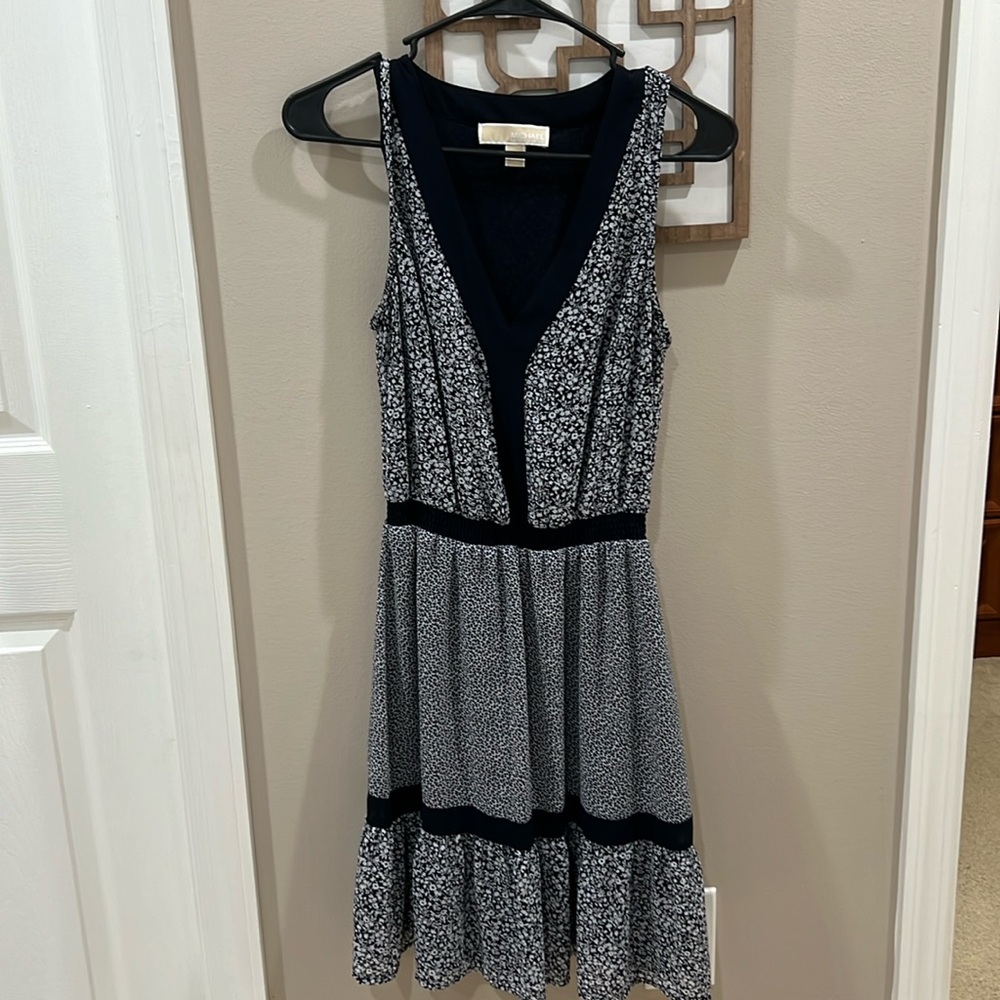 Size S blue and white sleeveless michael kors dress